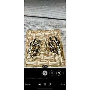 Vintage Signed Sarah Coventry Textured GoldTone Knot 1.5" Retro Clip On Earrings
